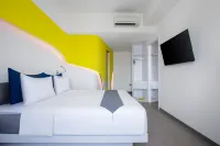 Yello Hotel Jemursari Hotels in Tenggilis Mejoyo