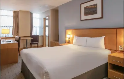 The Crown London, WorldHotels Distinctive