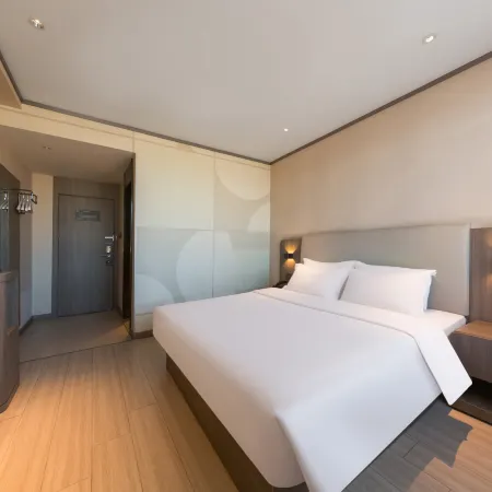 HanTing Hotel (Xiong'an New Area Xiongzhou Subway Station)