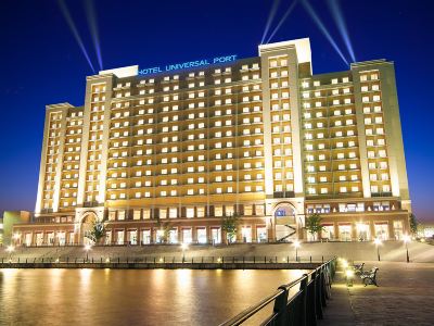 HOTEL UNIVERSAL PORT