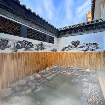 Liubai Hot Spring Courtyard Homestay