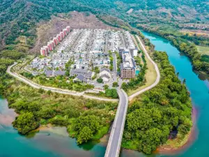 The Rayna Resort