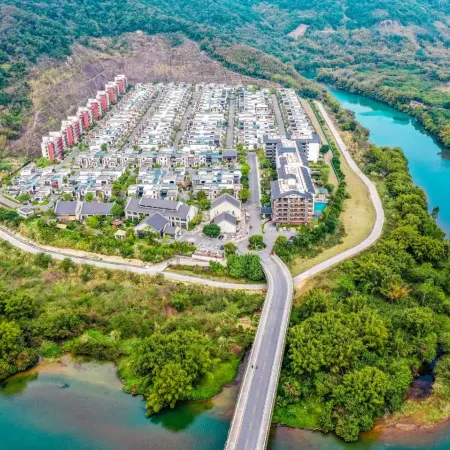 The Rayna Resort