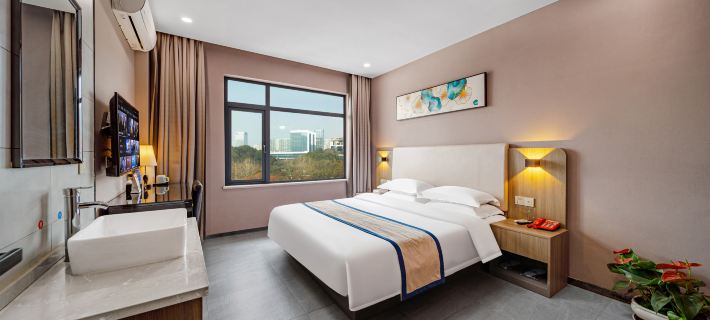 Huayu Qingju Hotel (Pingxiang Municipal Government) Отели в г. Пинсян
