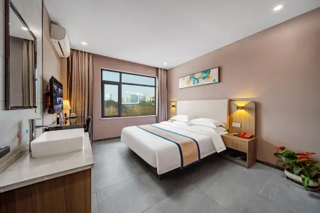 Huayu Qingju Hotel (Pingxiang Municipal Government) Отели рядом с достопримечательностью «Autumn Harvest Uprising Square»