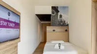 B&B HOTEL Como Baradello Hôtels à proximité de l'Como San Giovanni Railway Station
