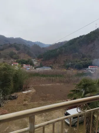 Foping Zhongxinju Hotel