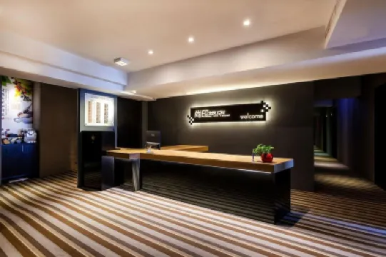 Stay Inn 2 Hotellit kohteessa Zhongshan District