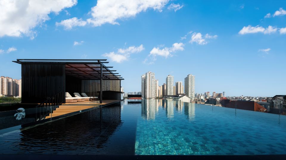 Beihai J Hotel (Beihai Silver Beach)