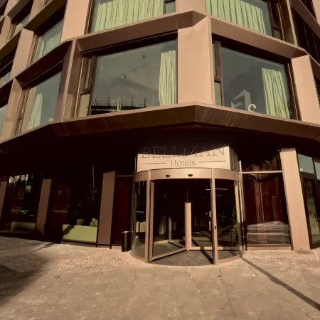 Bellman Hotel