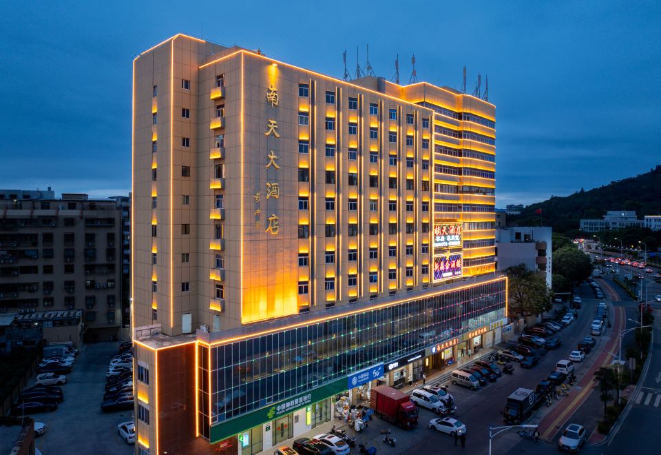 hotel overview picture