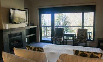 Black Rock Oceanfront Resort