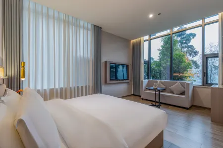 Qinglan Hotel (Zhanggongqiao Food Street Branch)