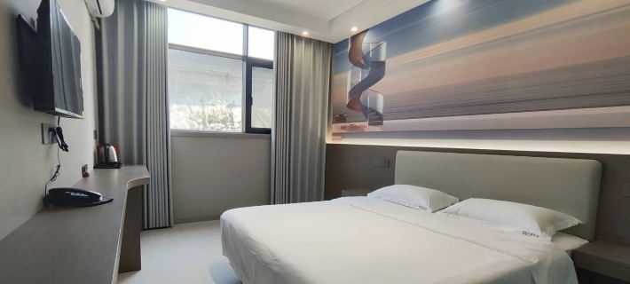 Pingdingshan Huiyuan Hotel (Jianshe Road) Hotels in Pingdingshan