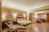 Vesta Maurya Palace Hotels near Albert Hall Museum