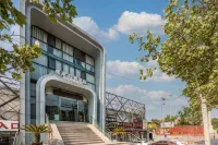 Xana Lite Hotel (Beijing Liangxiang University Town) Hotel in zona Beijing Technology and Business University