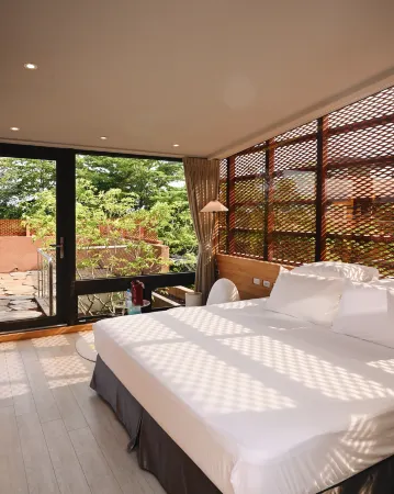 De Hotel Отели рядом с достопримечательностью «Jinxuan Church»