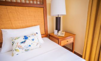 Boracay Tropics Resort Hotel