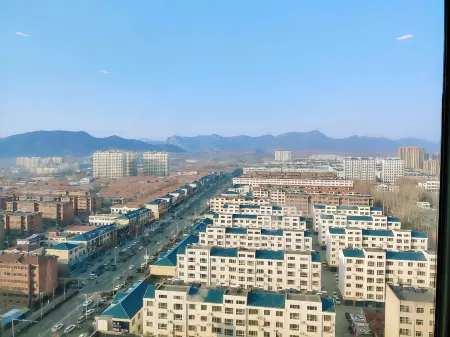 GreenTree Inn Express (Chenghe Plaza, Yiyuan Bus Station, Zibo) Отели в г. Сиюань