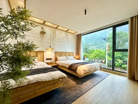 Sanqingshan Pick-up Homestay (Sanqingshan Museum Shop) Отели в г. Юйшань