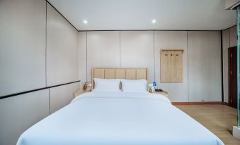 Dechang Hyatt Business Hotel