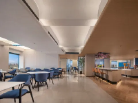 Holiday Inn Express Wuhan Jianghan Road Pedestrian Street โรงแรมในอู่ฮั่น