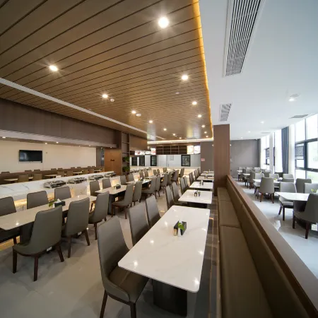 Zhibo Electric Power Hotel