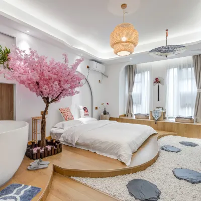 Rui Xi designer Guesthouse Hotels near Tang Paradise