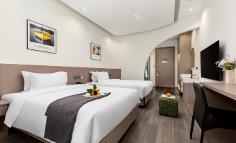 Yunyue Xingchen Hotel (Guiyang Huaxi Park Subway Station Guizhou University Huaxi South Campus)