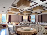 Film and Television Base Service Center Hotels in Yinan