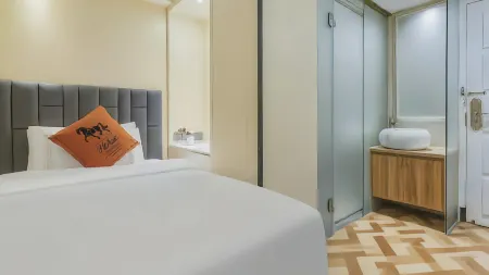 Yuedu Hotel · Select (Guangzhou Beijing Road Pedestrian Street West Gate Metro Station Branch)