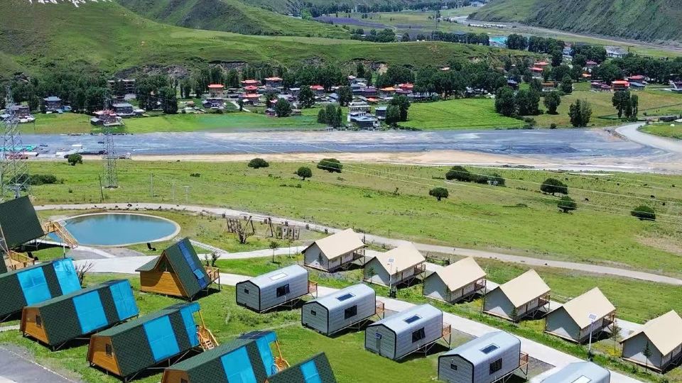 Luobu Starlight · Verdant · Valleys Luxury Camp Hotel (Kangding Xinduqiao Town)