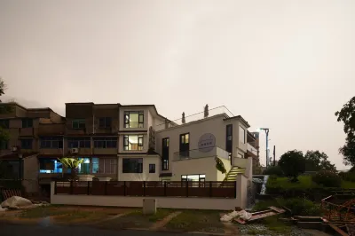 花築·悅邸民宿（桐廬OMG心跳樂園店） 桐廬住宿飯店
