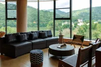Guilai・Hutiaoxia Gorge Art Gallery Hotel - bar