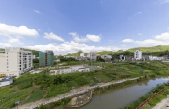 Mingyue Songjian Homestay (Heyuan Zijin Jiuhe Hot Spring)