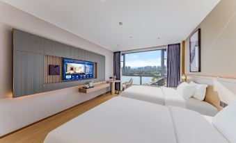 Lavande Hotel (Hezhou High-Speed Railway Station Yongfeng Lake)