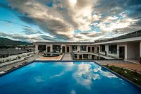 Shanye·Snow Viewing Mountain Retreat (Baisha Ancient Town Branch)