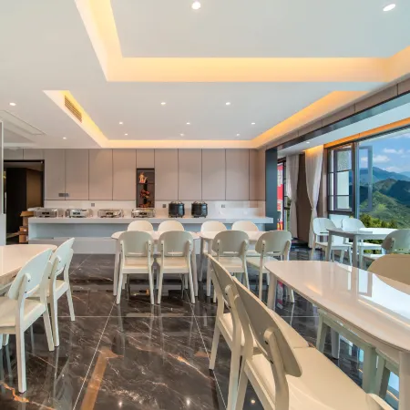 Yibin Ruijing Boutique Hotel