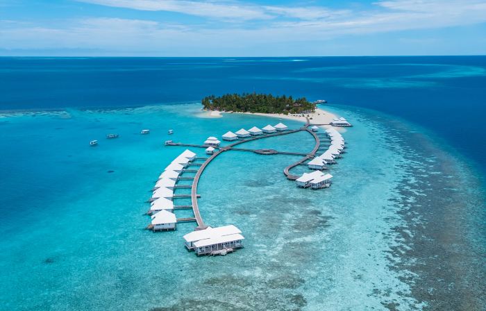 Diamonds Athuruga Maldives Resort & SPA