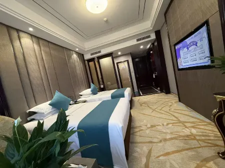 Aisiting Hotel Отели рядом с достопримечательностью «Mingsha Mountain And Crescent Spring»