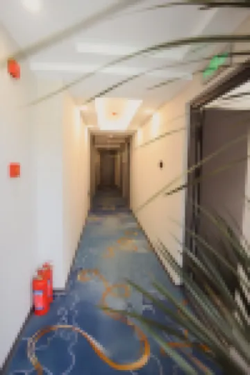 Jinzhou Orange Hotel (Train Station Linghe Night Market Branch)