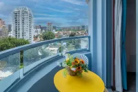 Xishuangbanna Jinghong CoolCore E-Sports Hotel