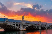 Yalongwan Hotel (Dali High-speed Railway Station Erhai Park) - خلابة