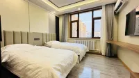 Jinyuezhong Hotel