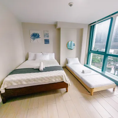 COZI Modern Uptown | Grand Hyatt BGC マニラ都立博物館周辺のホテル