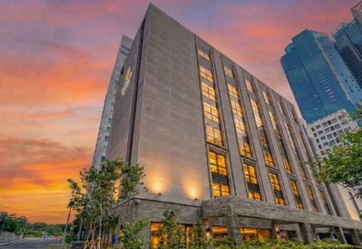 더반호텔 모던한 로비