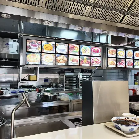 Huating Yijia Smart Choice Hotel