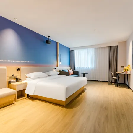 Zhishang Hotel (Luohe Renmin Road Changjian Plaza)
