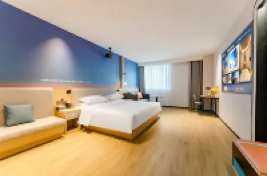 Zhishang Hotel (Luohe Renmin Road Changjian Plaza)