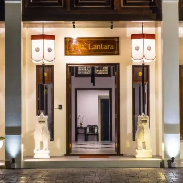 Villa Lantara Chiangmai Отели рядом с достопримечательностью «Ворота Чиангмая»